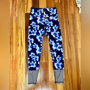 Old Navy Blue Floral Women’s Activewear Leggings Workout Pants Small